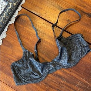 Victoria’s Secret 34B unlined bra 🖤